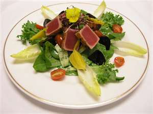 seared ahi salad