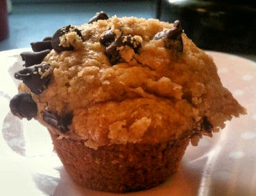 banana chocolate chip coffee cake muffins with streusel topping - rachael ray recipe