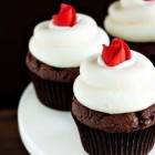 simplechocolatecupcakeswithvanillabuttercream-hestonblumenthalrecipe